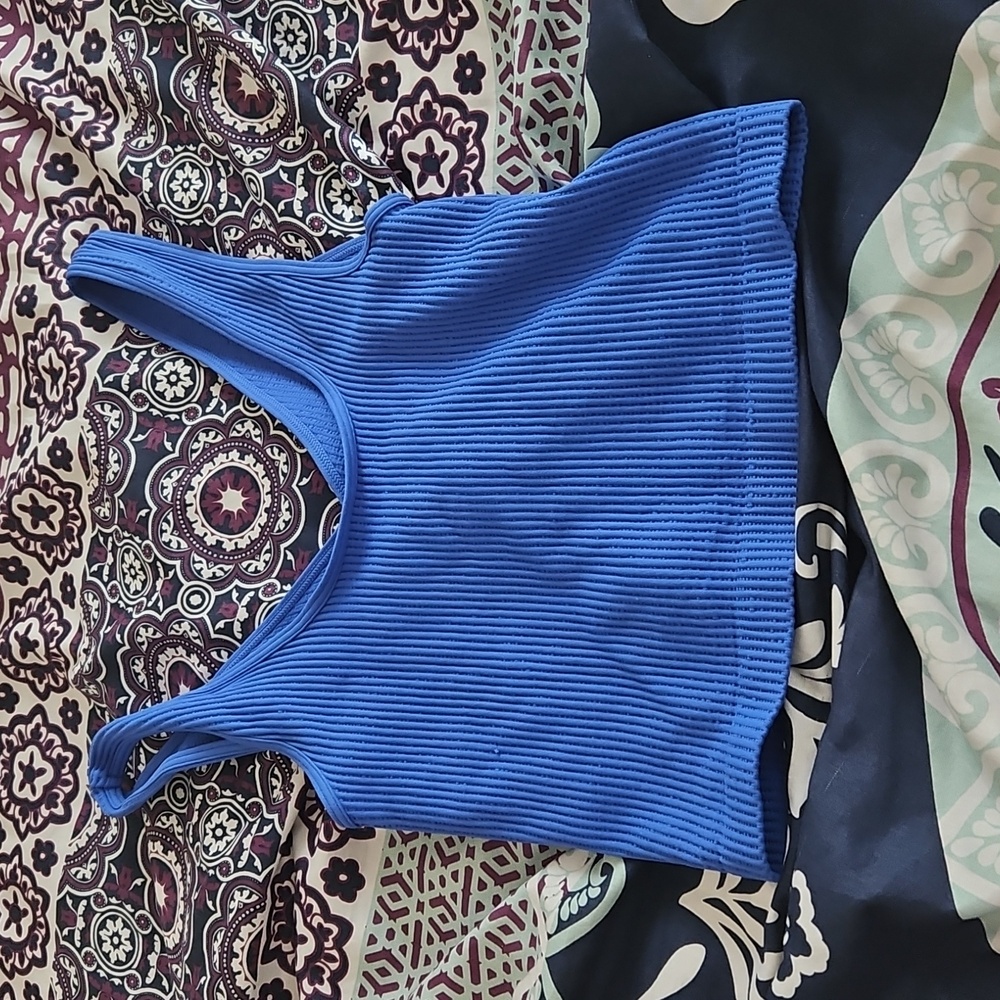 Nikibiki Reversible Crop Tank In Blue NWOT - Picture 2 of 3